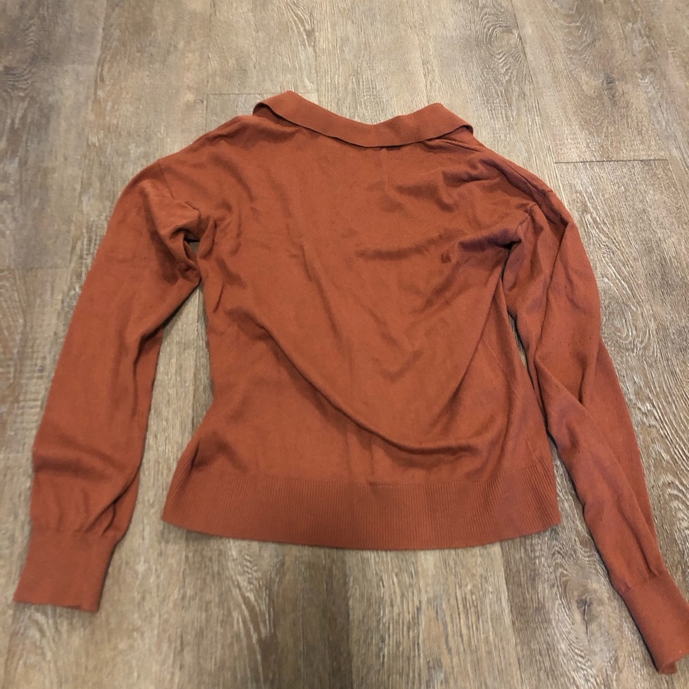 Collared Sweater 🍂🍂 - Picture 3 of 3